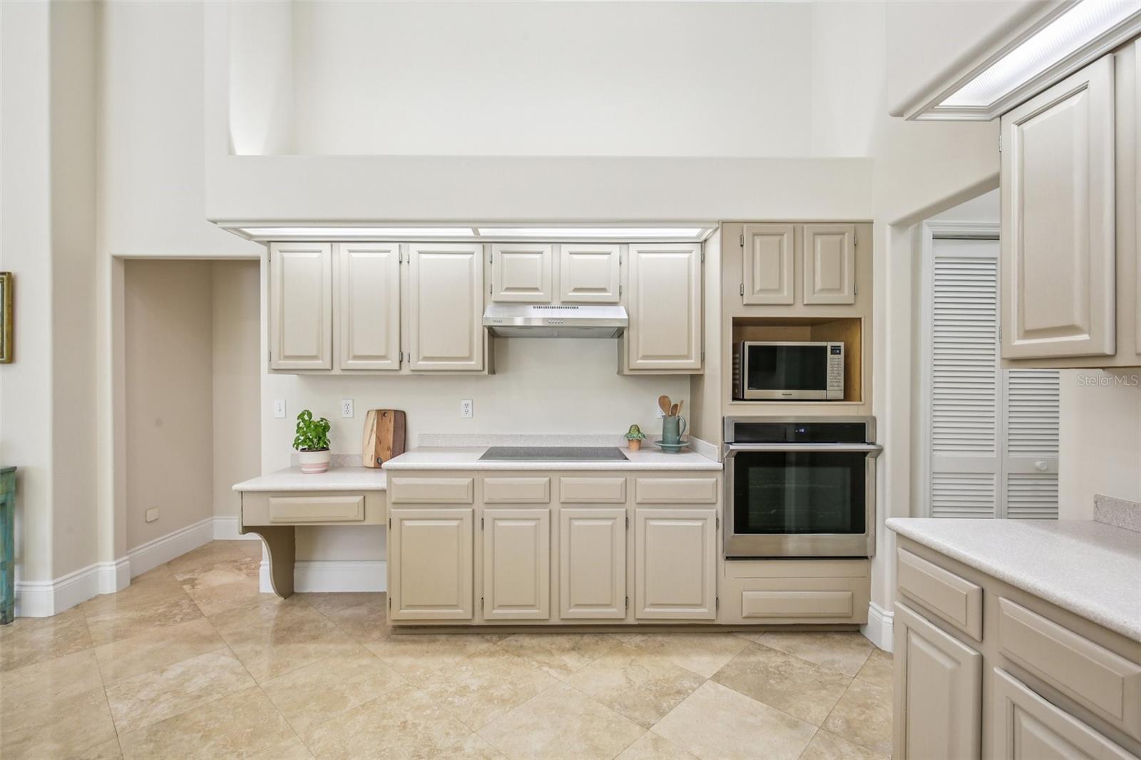 Image 19 of 58 For 4703 Stone Hollow Court