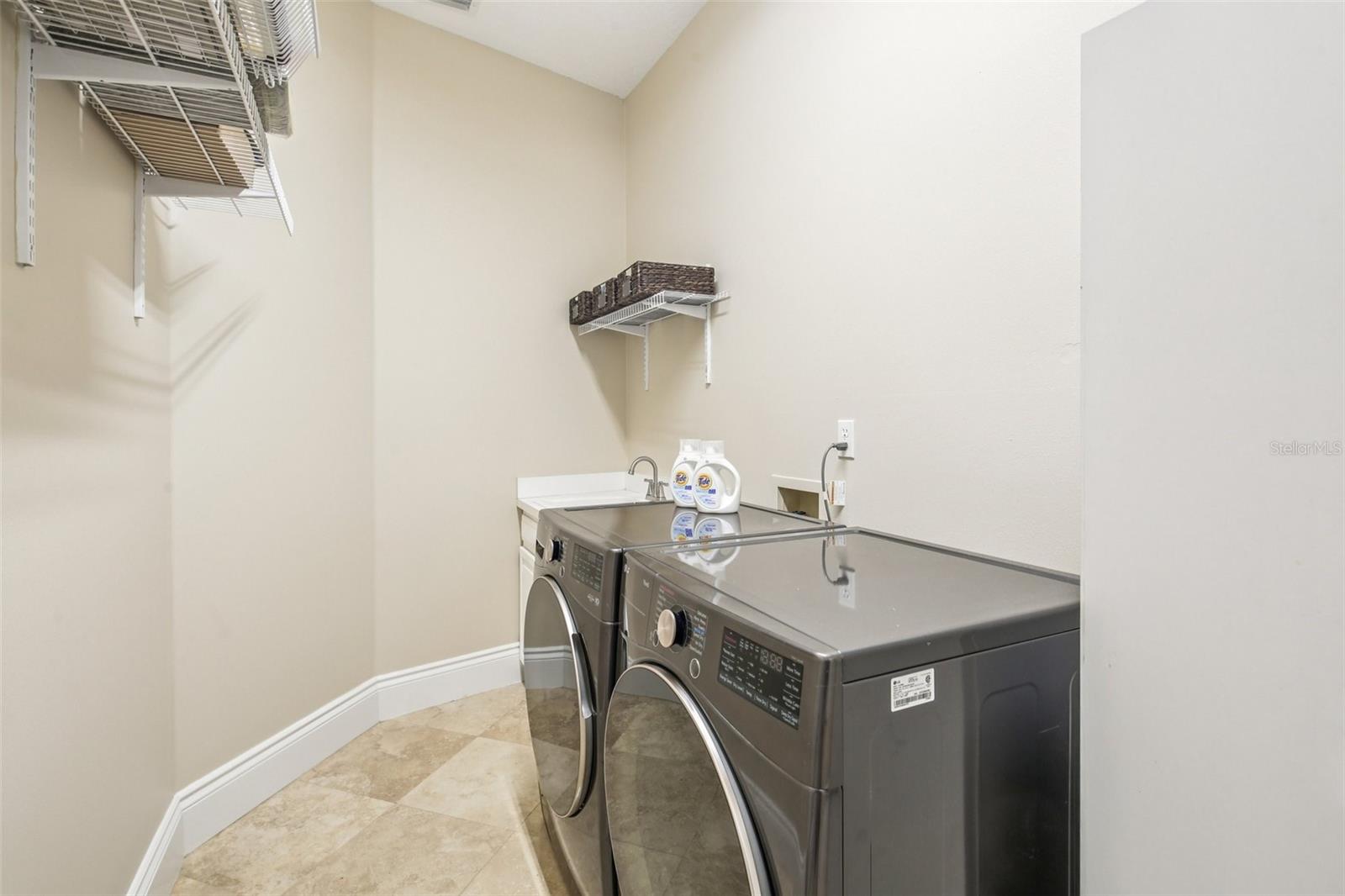 Image 20 of 58 For 4703 Stone Hollow Court