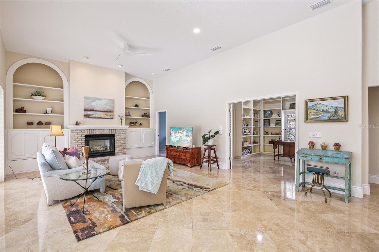Image 7 of 58 For 4703 Stone Hollow Court