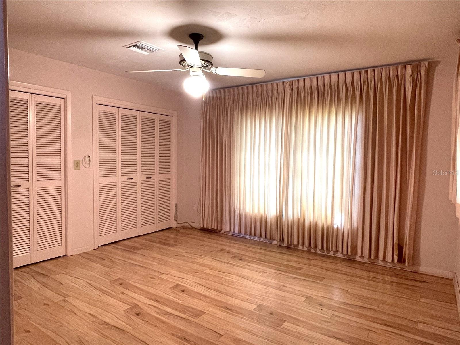 Image 10 of 15 For 11505 Rome Avenue