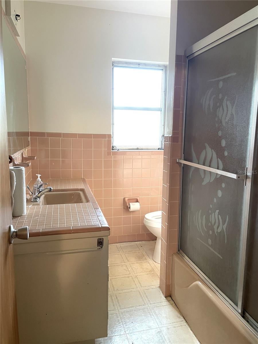 Image 13 of 15 For 11505 Rome Avenue