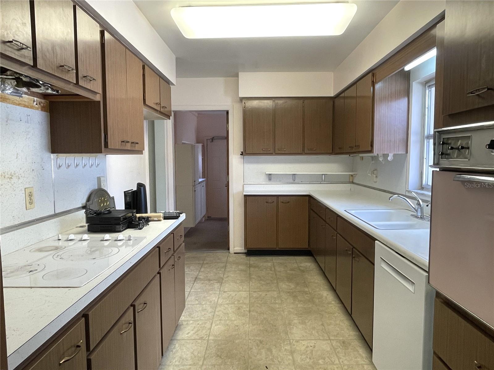 Image 8 of 15 For 11505 Rome Avenue