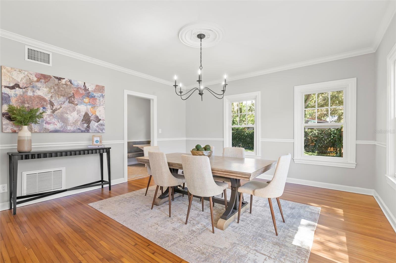 Image 11 of 52 For 8059 31st Avenue N