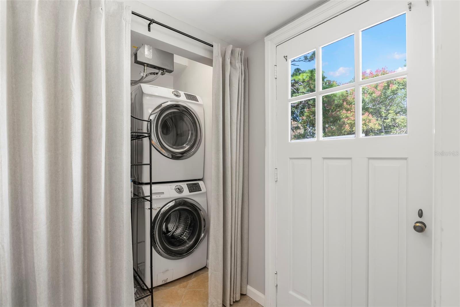 Image 18 of 52 For 8059 31st Avenue N