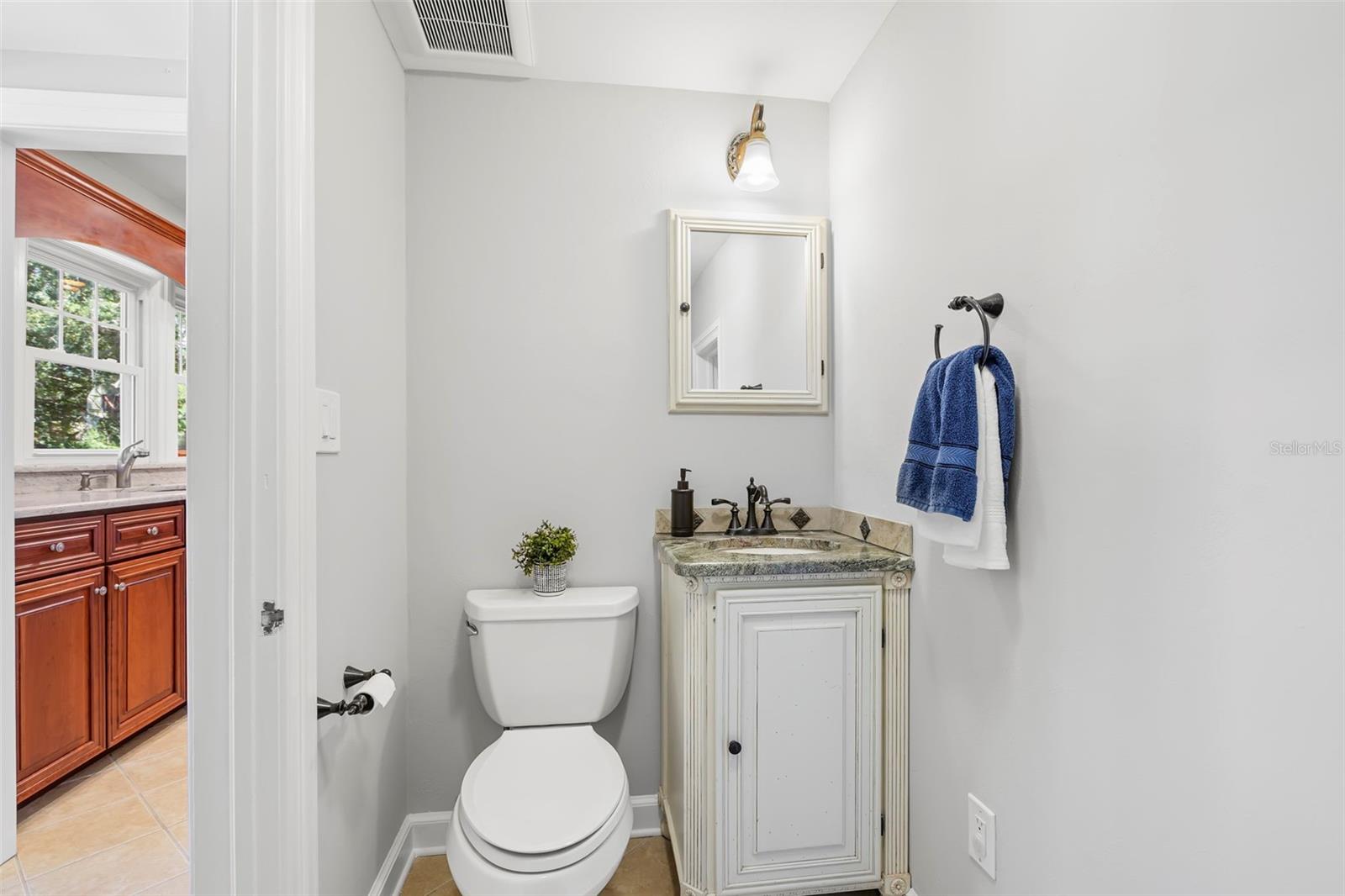 Image 19 of 52 For 8059 31st Avenue N