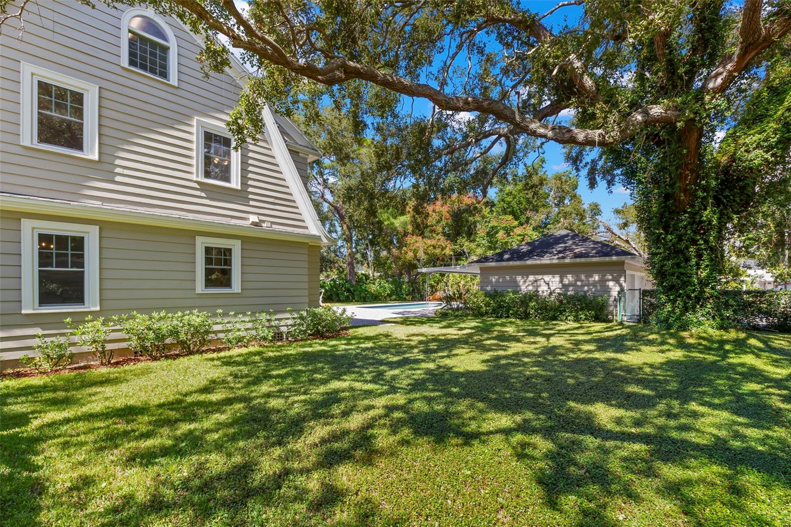 Image 33 of 52 For 8059 31st Avenue N