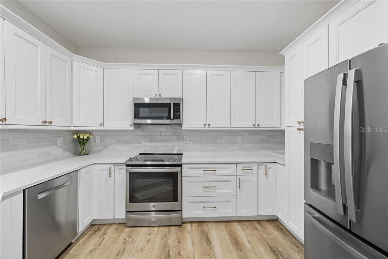 Image 12 of 40 For 606 Seascape Way 606
