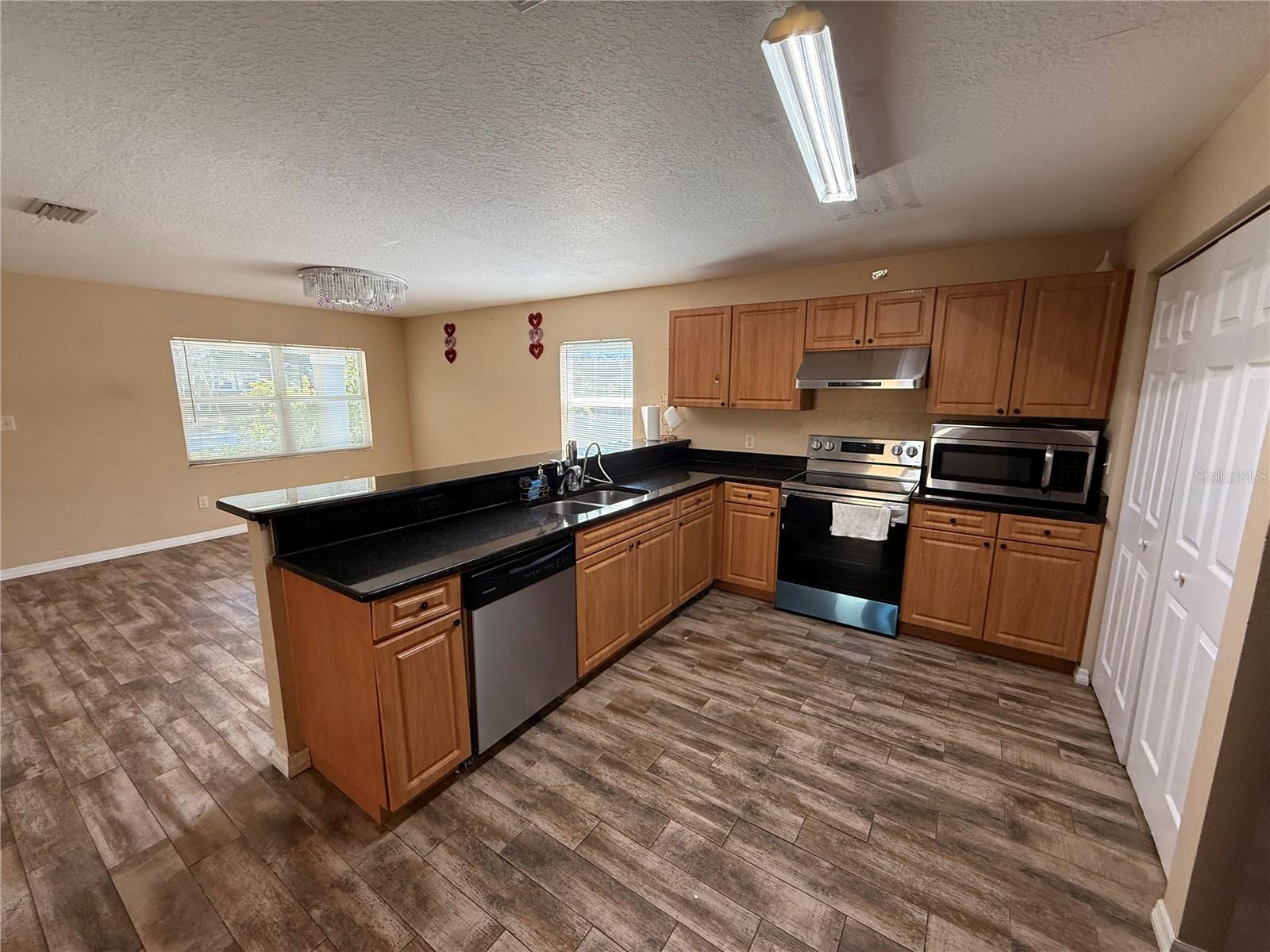 Image 3 of 13 For 8006 10th Street