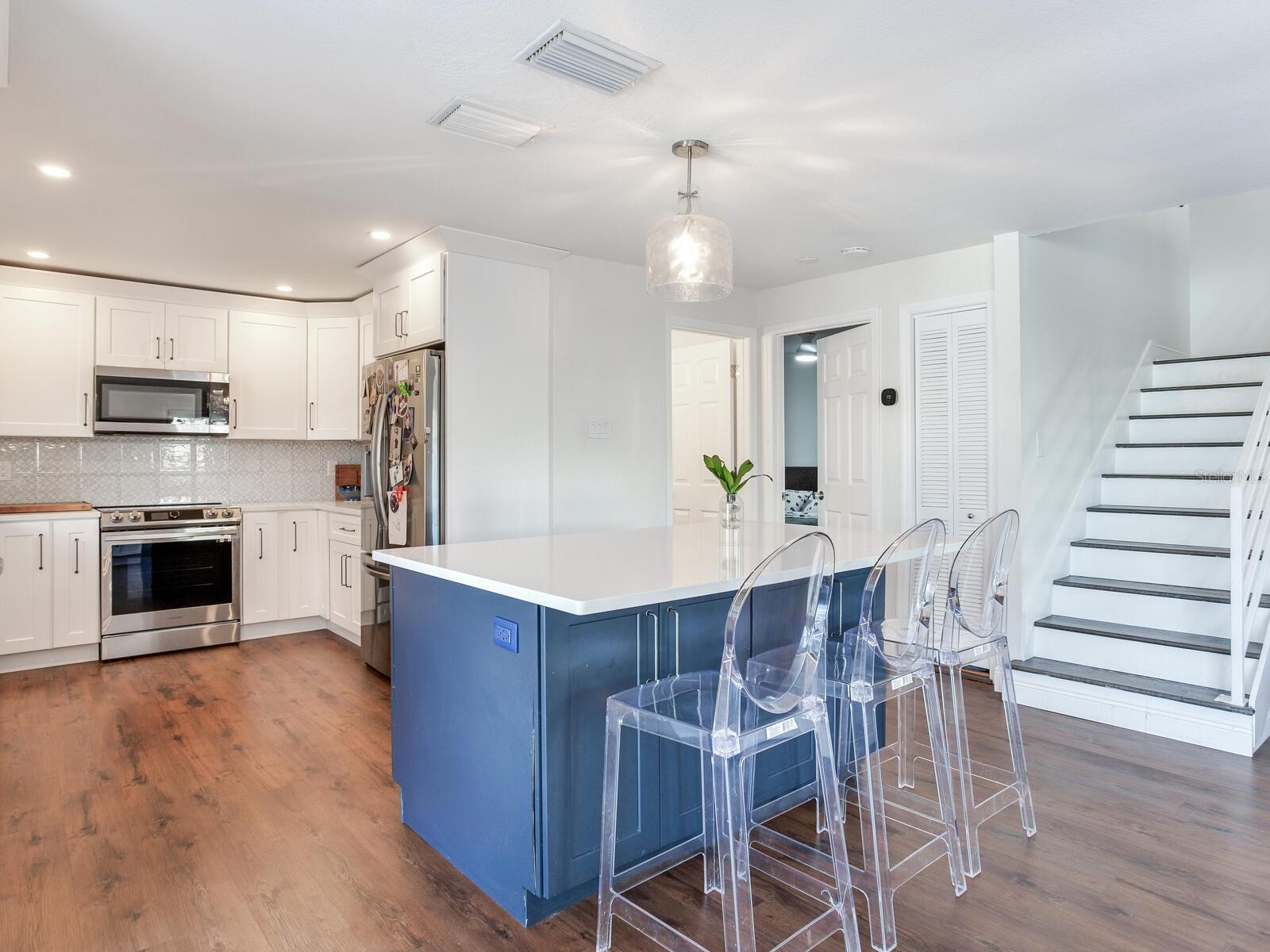 Image 12 of 32 For 3219 San Juan Street B