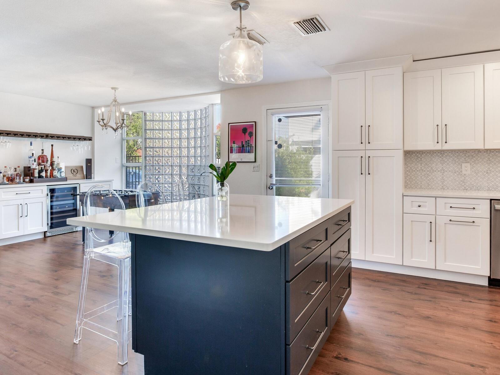 Image 13 of 32 For 3219 San Juan Street B