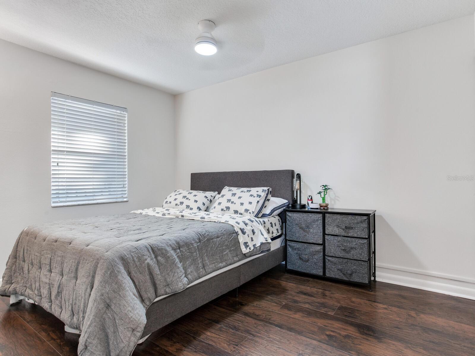 Image 16 of 32 For 3219 San Juan Street B