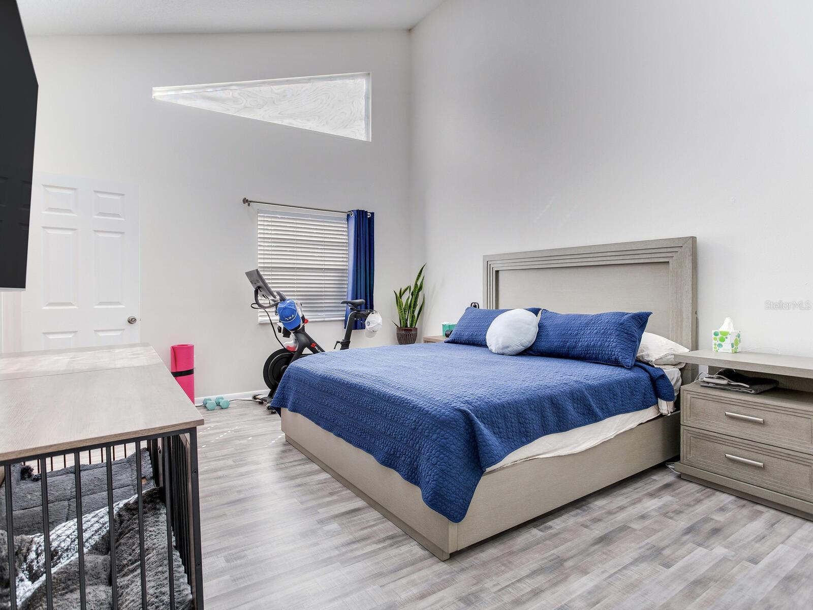 Image 23 of 32 For 3219 San Juan Street B