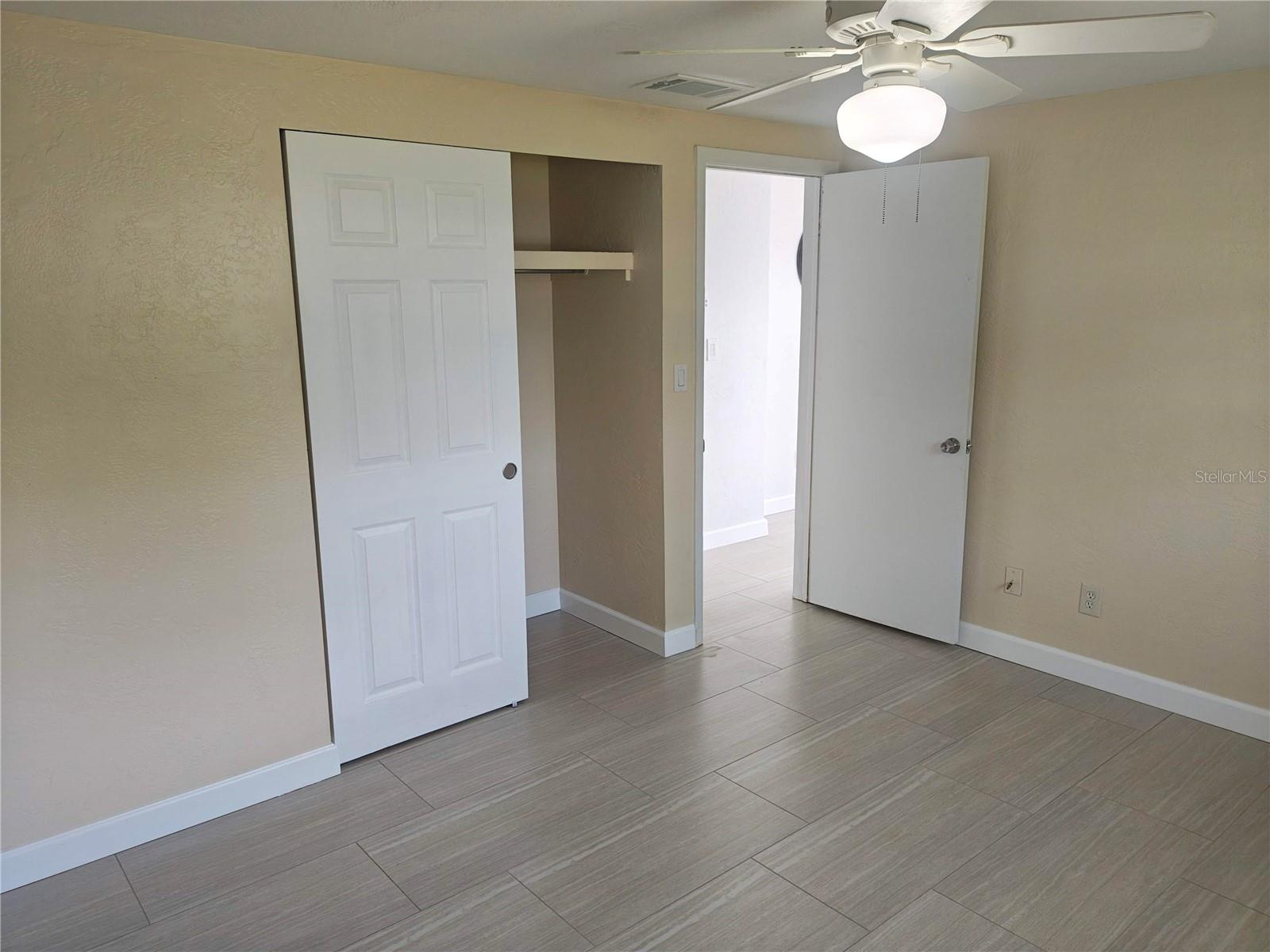 Listing photo id 9 for 11301 110th Terrace