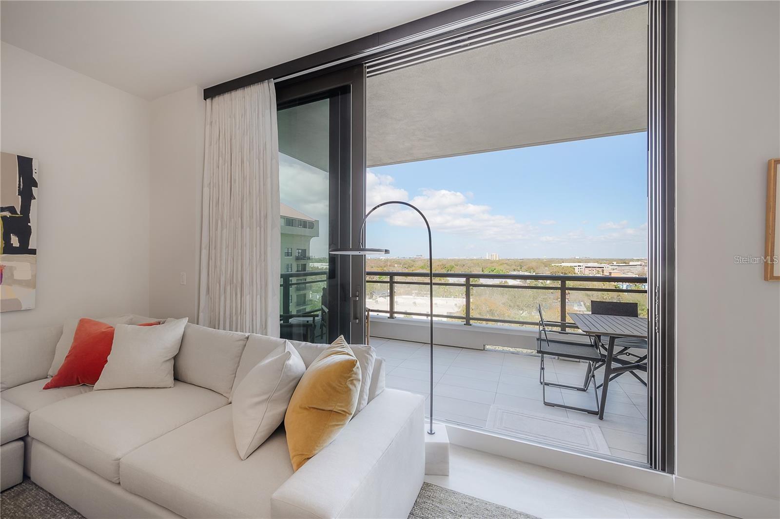 Image 10 of 58 For 2103 Bayshore Boulevard 903