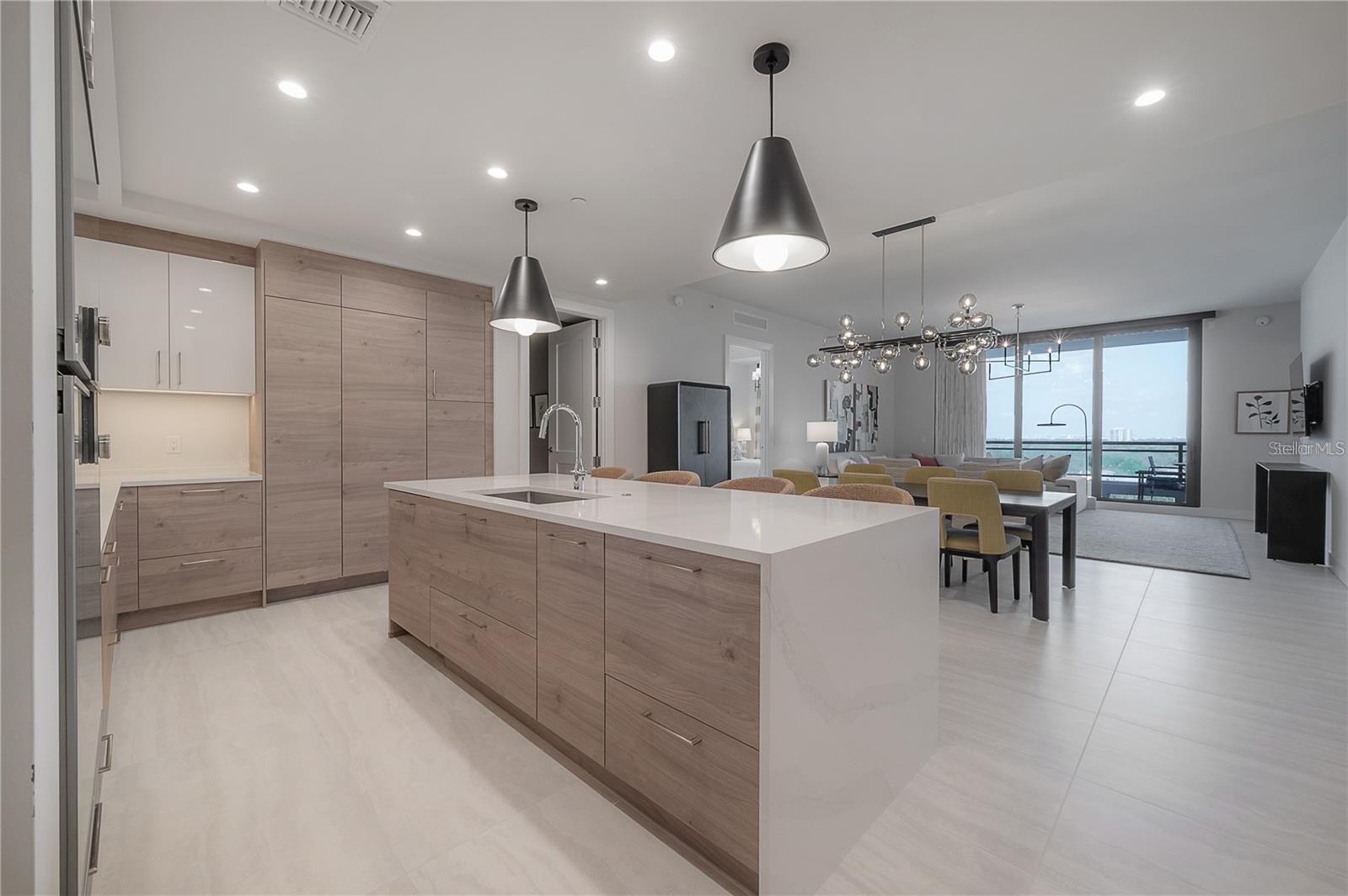 Image 17 of 58 For 2103 Bayshore Boulevard 903