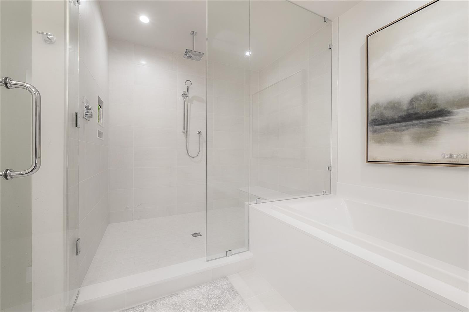 Image 25 of 58 For 2103 Bayshore Boulevard 903