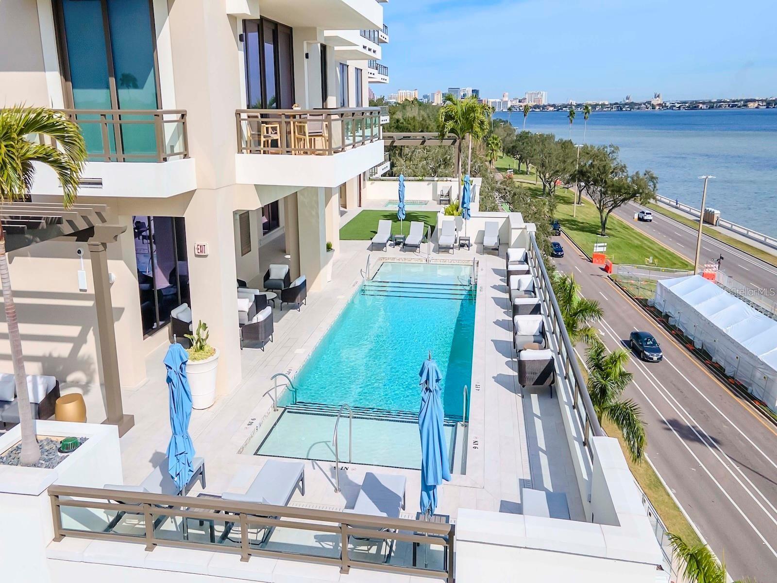 Image 45 of 58 For 2103 Bayshore Boulevard 903