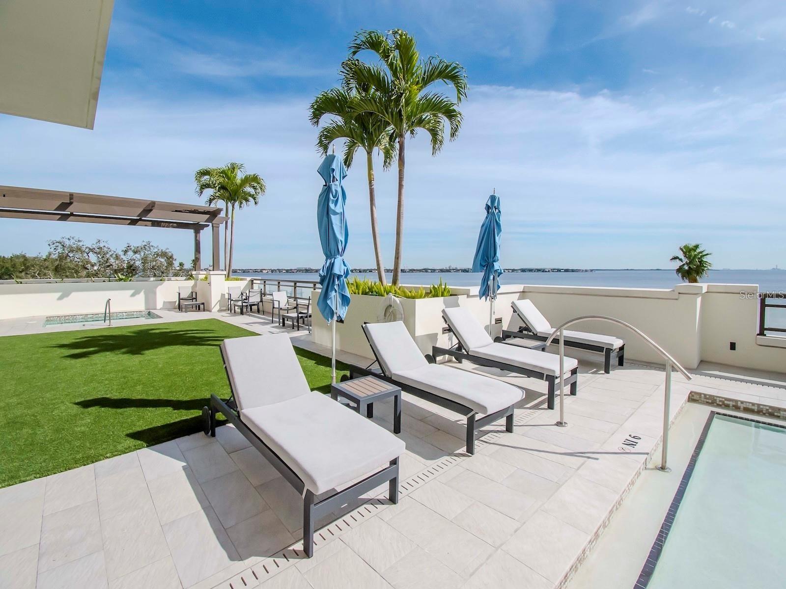 Image 48 of 58 For 2103 Bayshore Boulevard 903