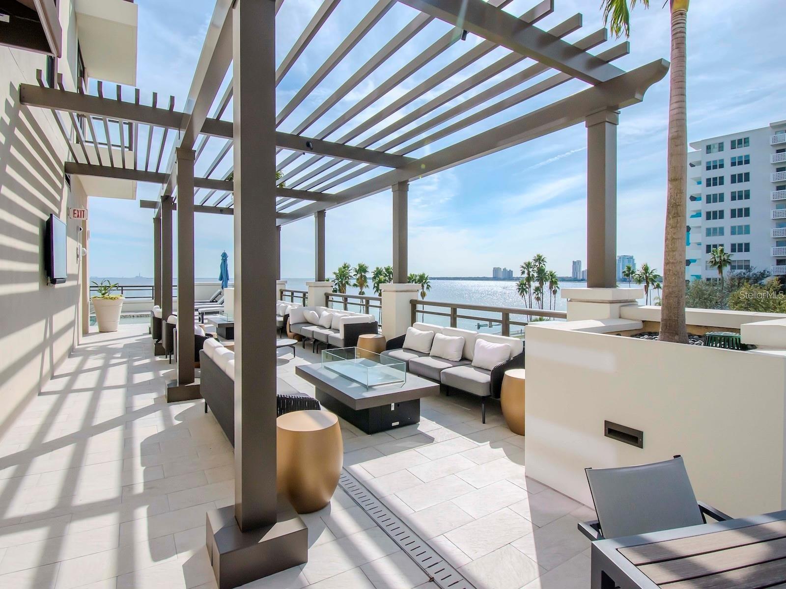 Image 53 of 58 For 2103 Bayshore Boulevard 903