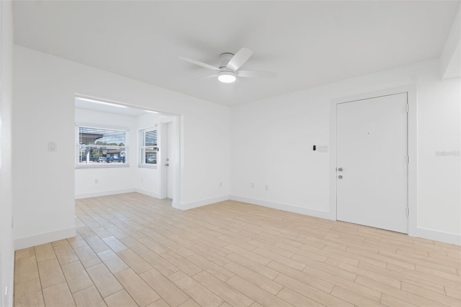 Image 7 of 54 For 4715 Jasper Drive 105
