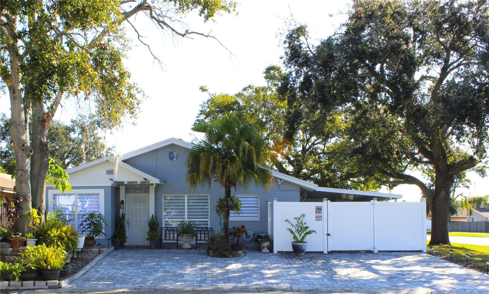 Details for 10301 Fernglen Place, TAMPA, FL 33624