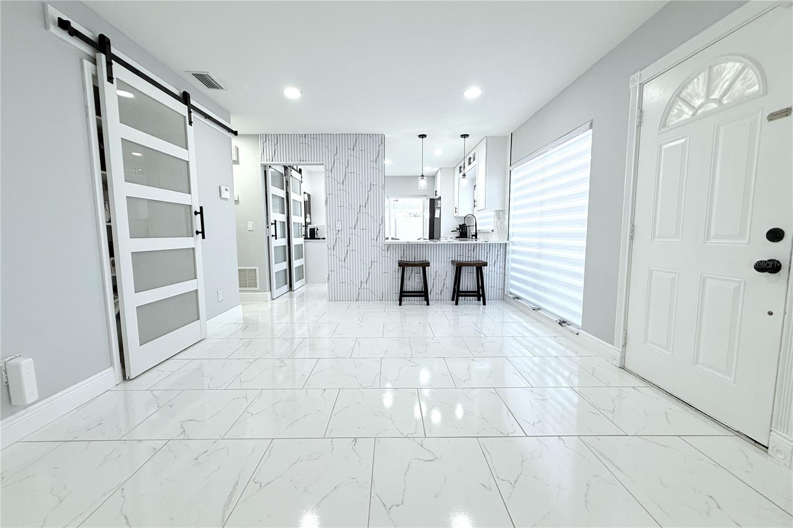 Image 11 of 42 For 10301 Fernglen Place