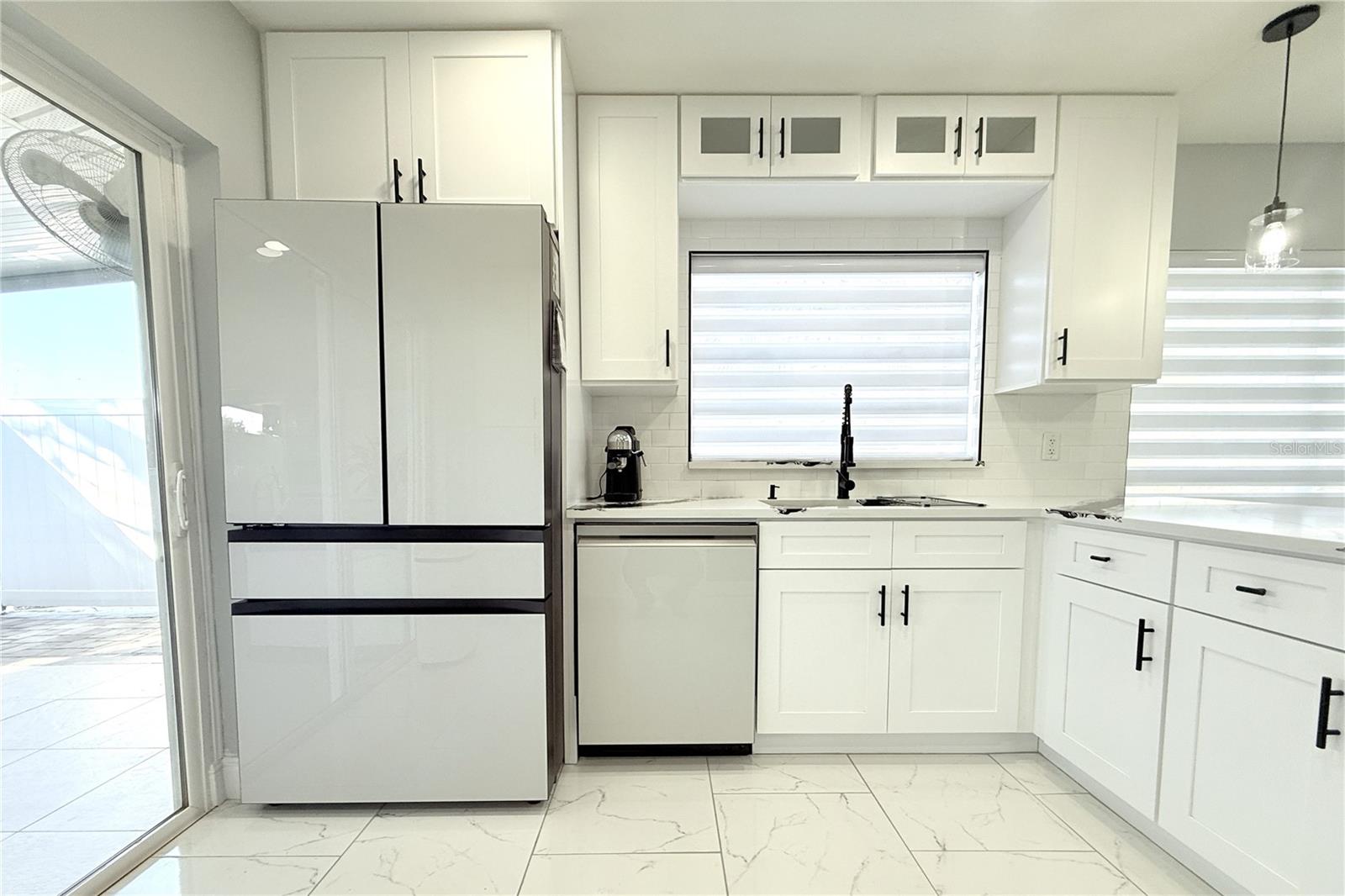 Image 16 of 42 For 10301 Fernglen Place