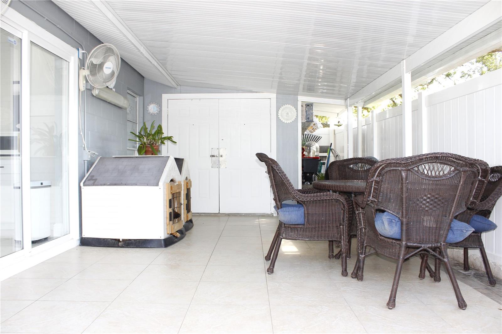 Image 32 of 42 For 10301 Fernglen Place