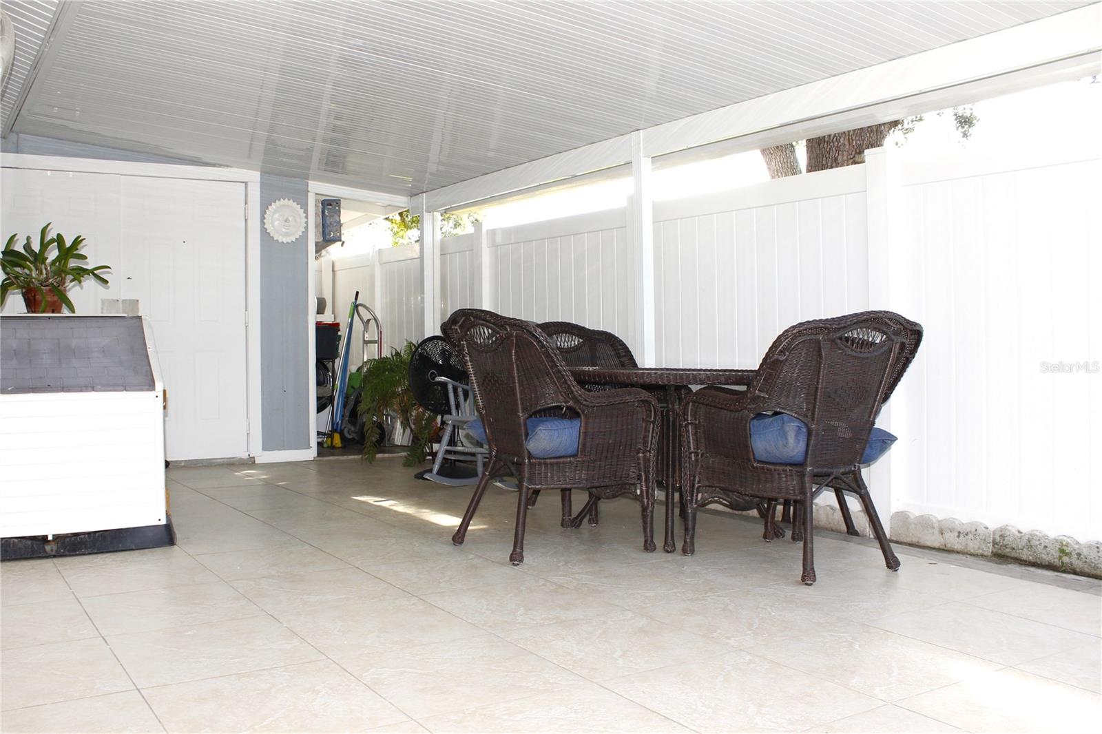 Image 34 of 42 For 10301 Fernglen Place