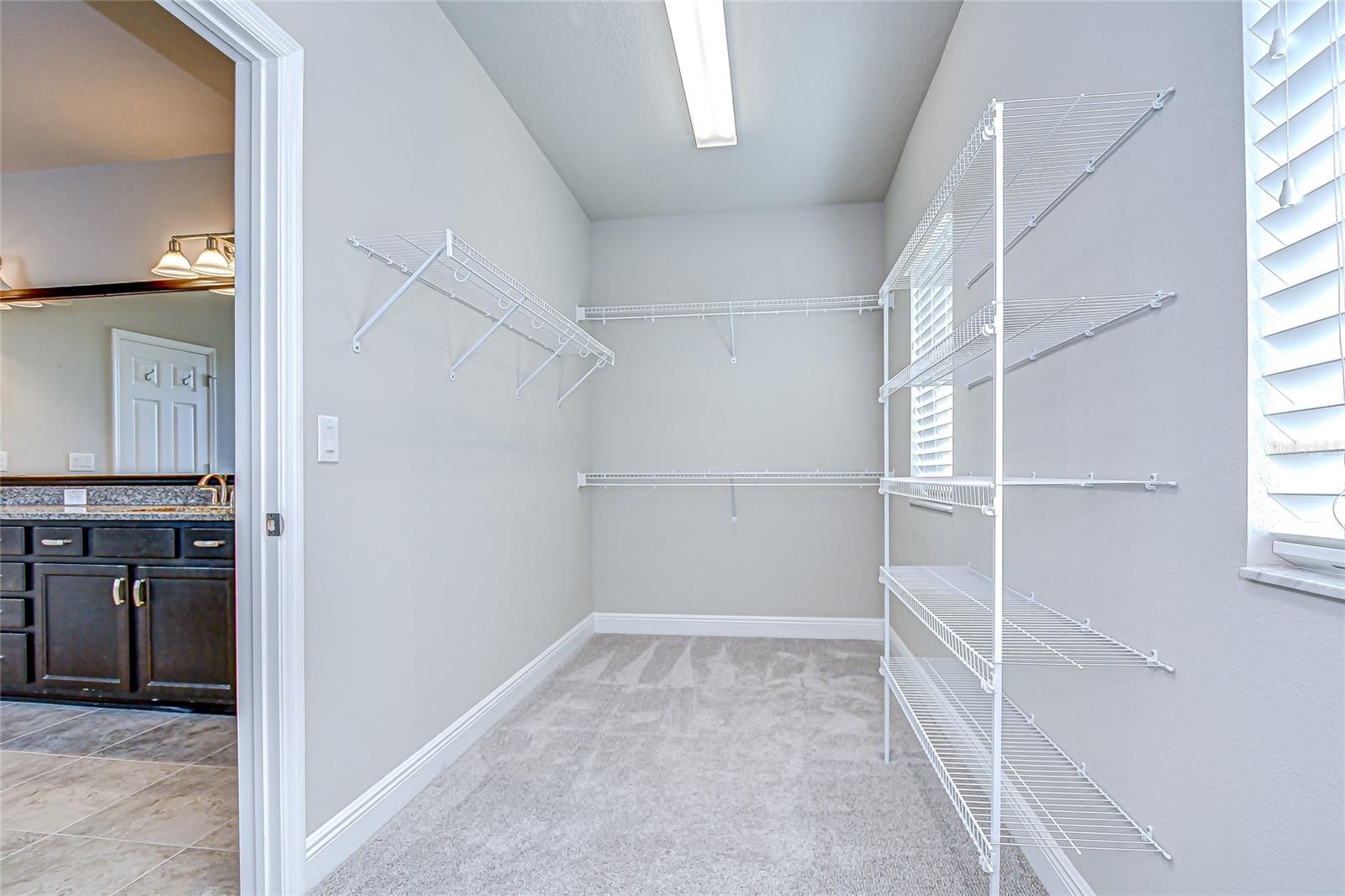Listing photo id 22 for 1018 Tracey Ann Loop