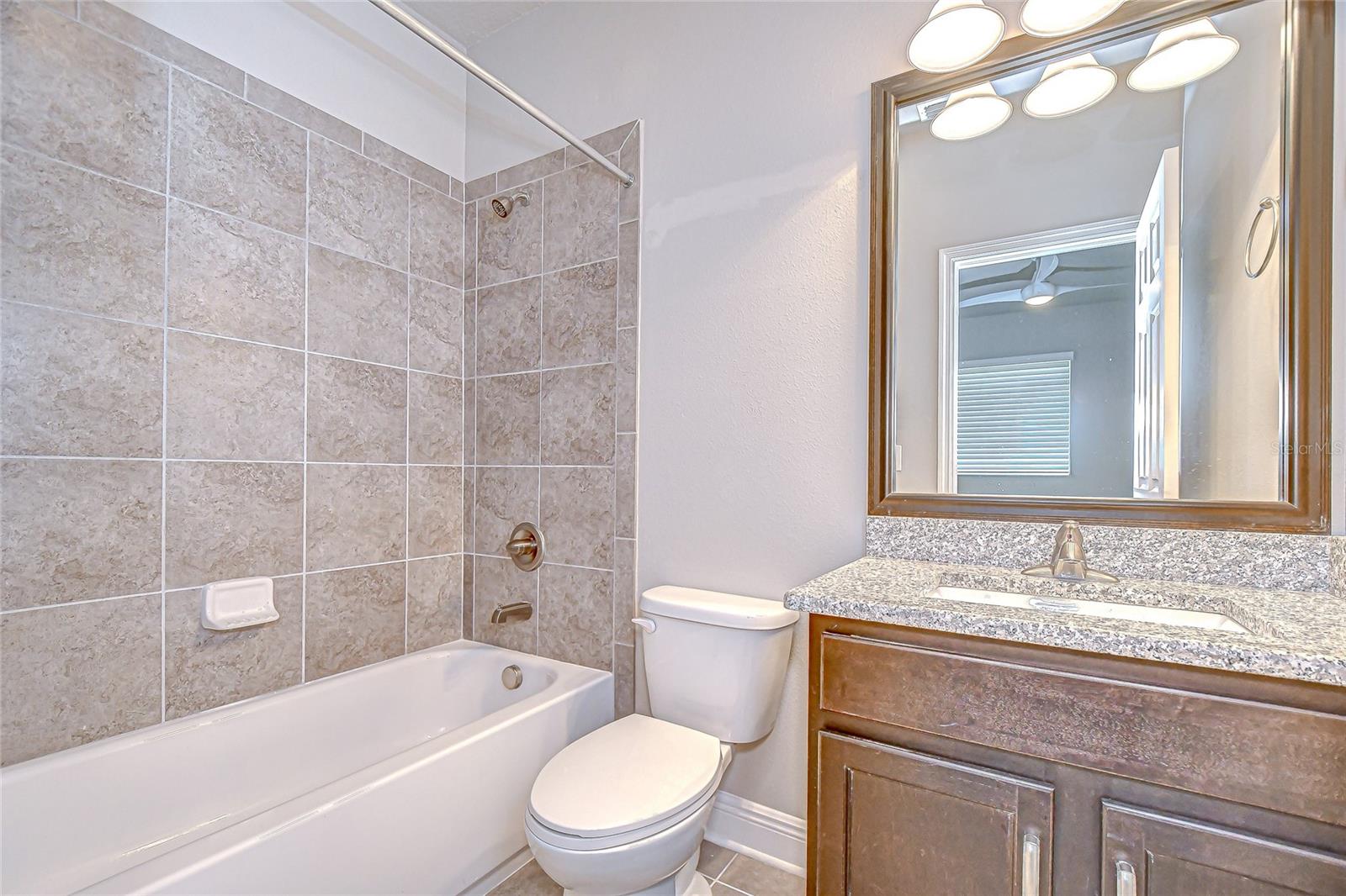Listing photo id 24 for 1018 Tracey Ann Loop
