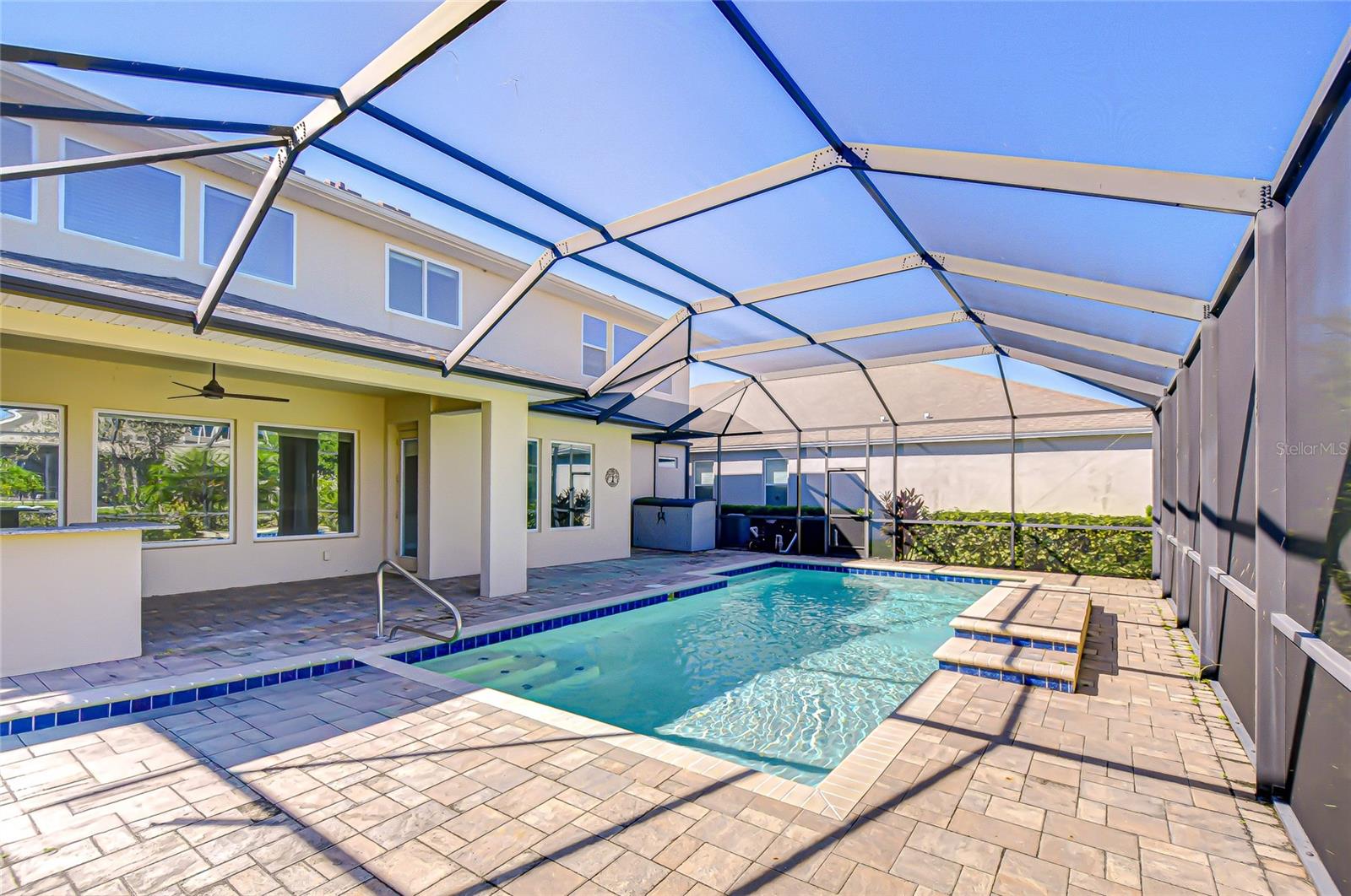 Listing photo id 32 for 1018 Tracey Ann Loop