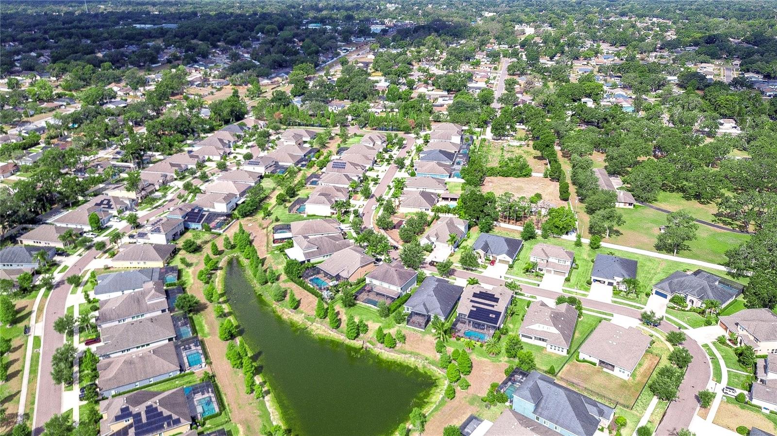 Listing photo id 43 for 1018 Tracey Ann Loop
