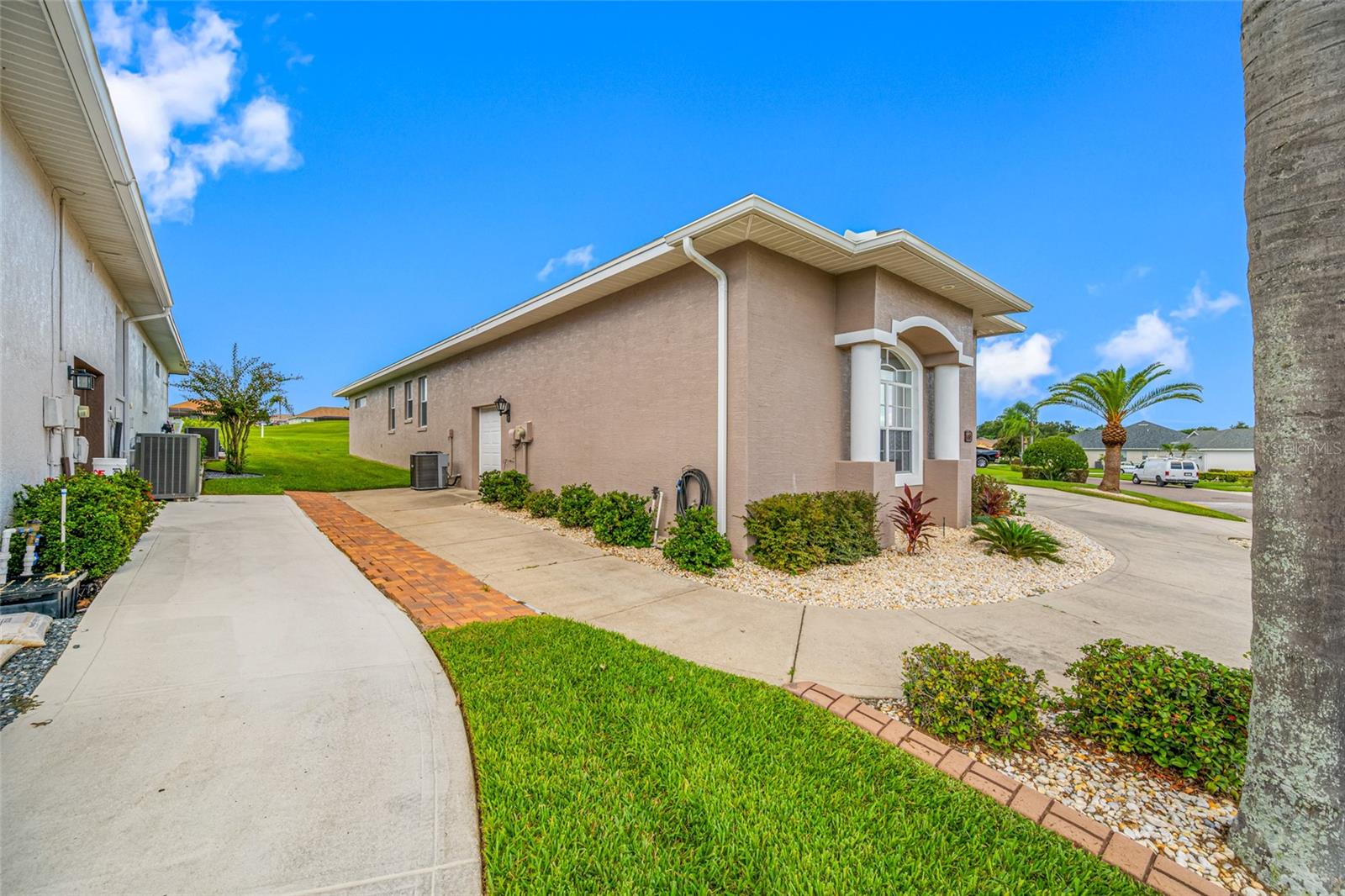 Image 10 of 88 For 6750 Huntington Hills Boulevard