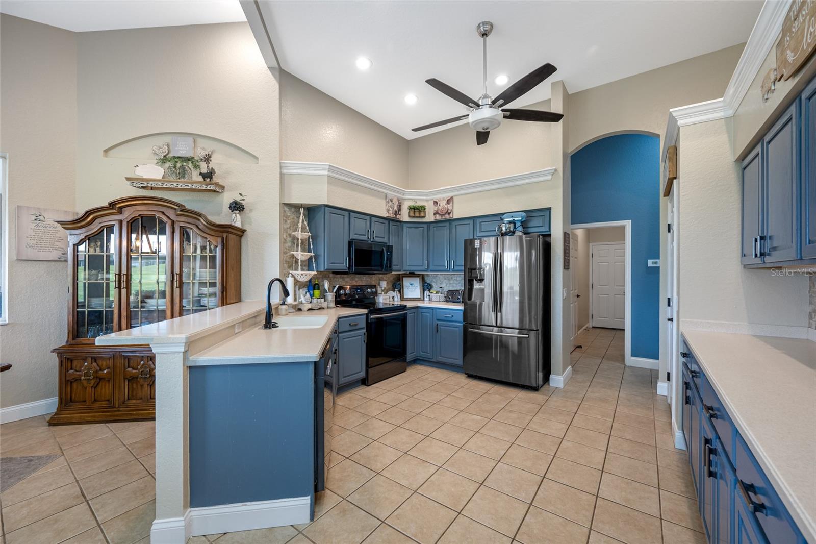 Image 46 of 88 For 6750 Huntington Hills Boulevard