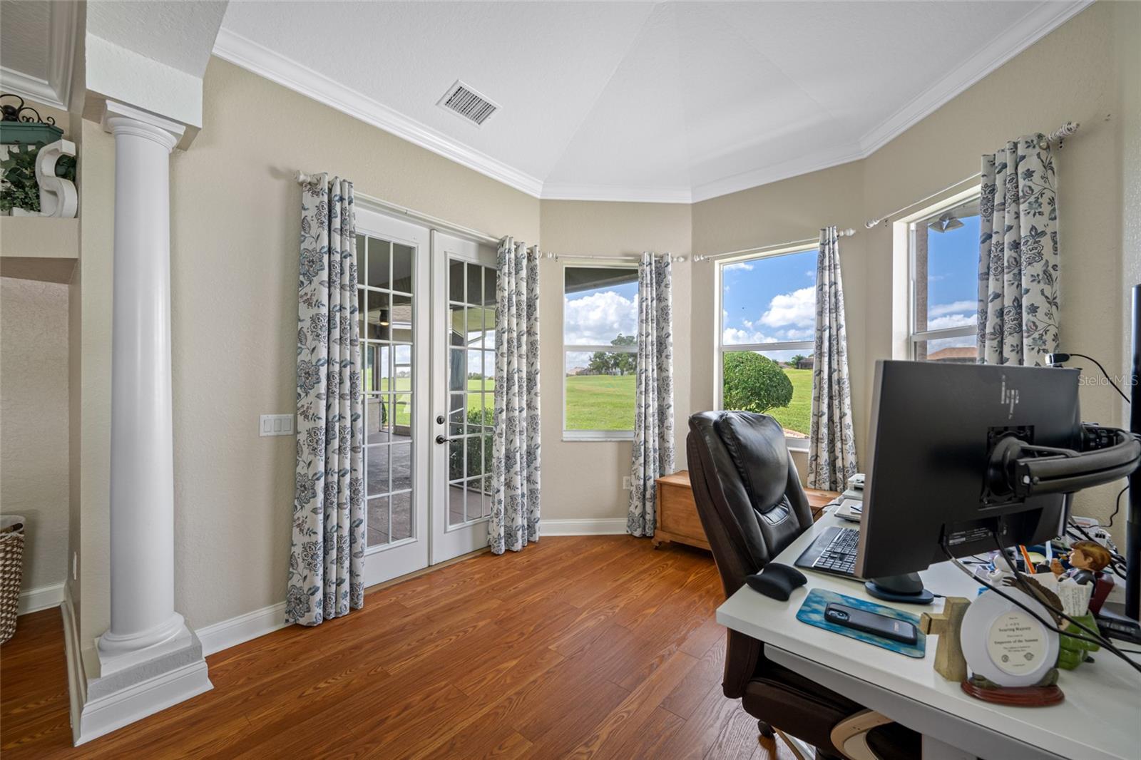 Image 62 of 88 For 6750 Huntington Hills Boulevard