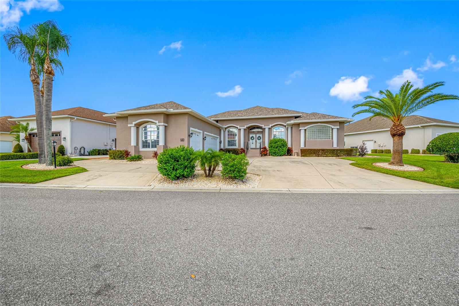 Image 7 of 88 For 6750 Huntington Hills Boulevard