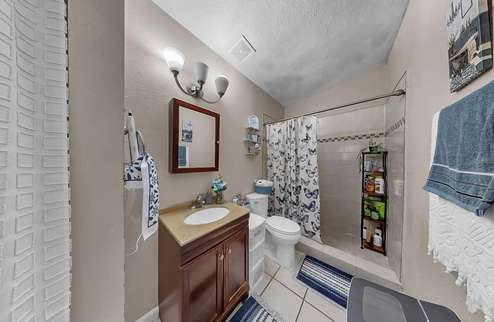 Image 10 of 49 For 6003 16th Avenue S