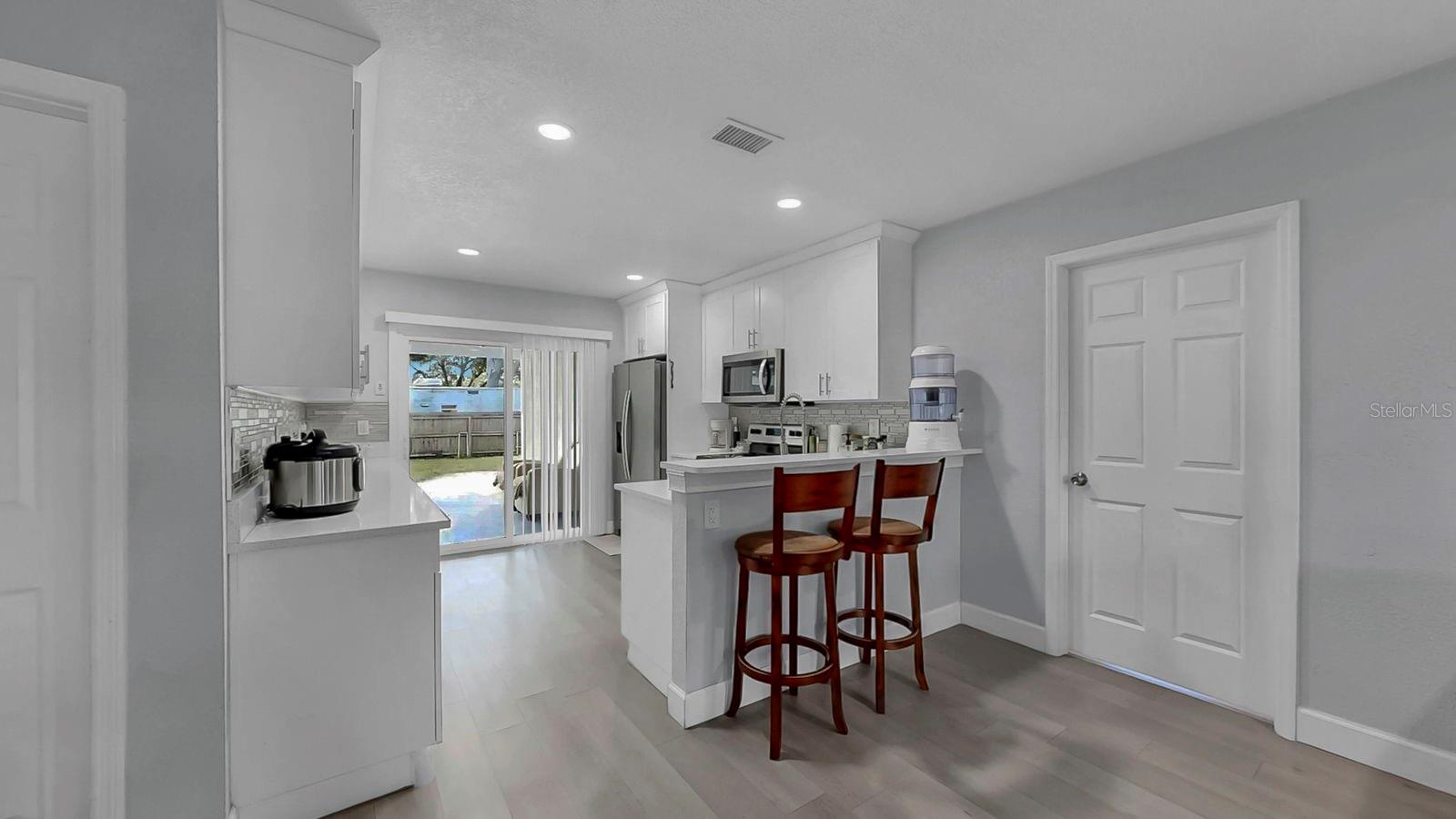 Image 11 of 49 For 6003 16th Avenue S