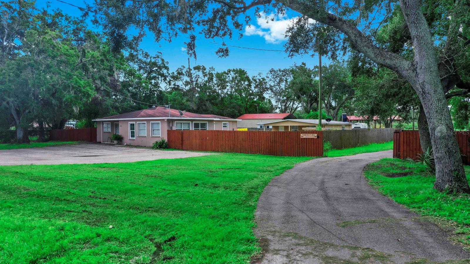 Image 3 of 49 For 6003 16th Avenue S