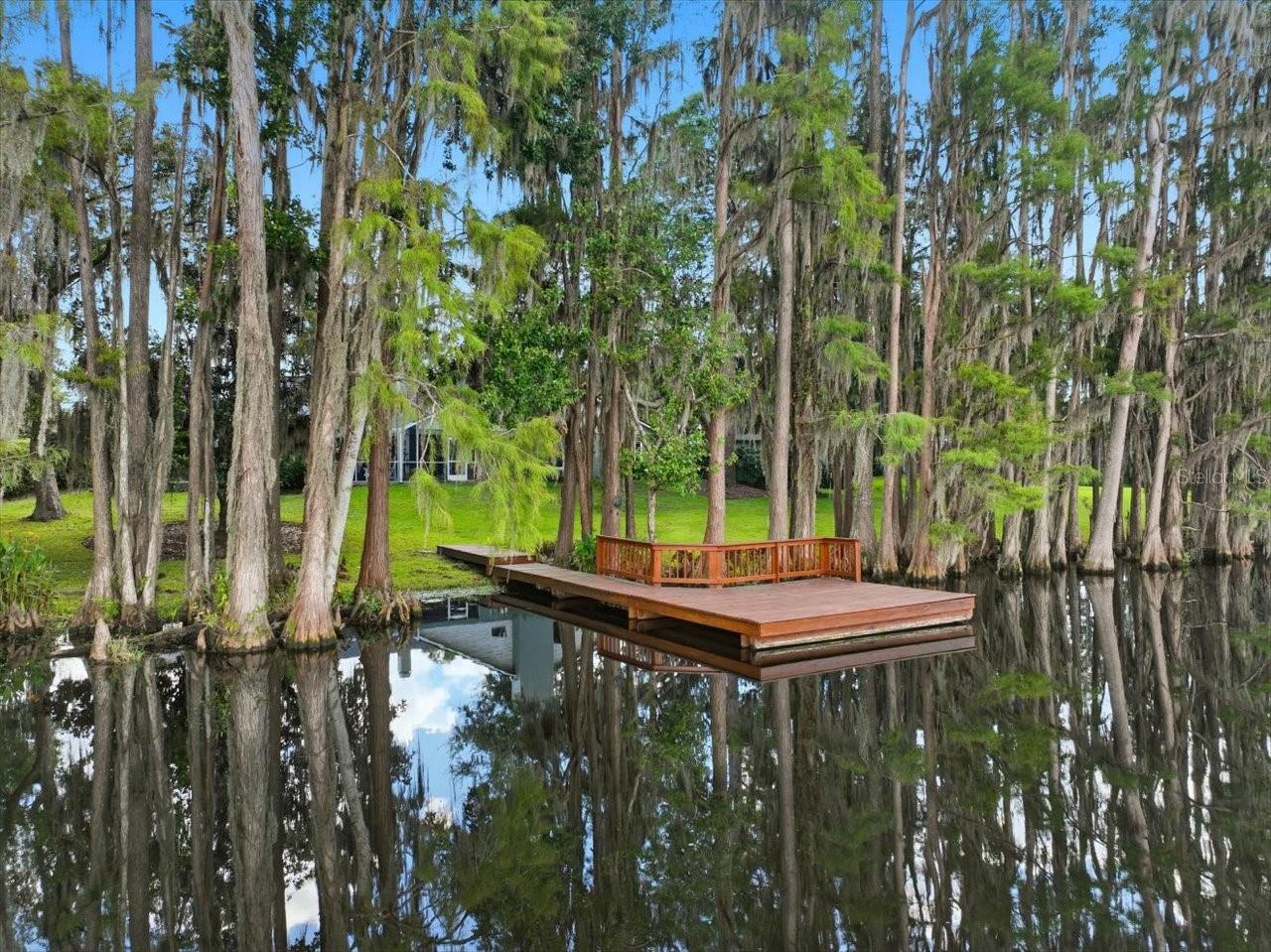 Image 50 of 61 For 302 Lake Kell Court