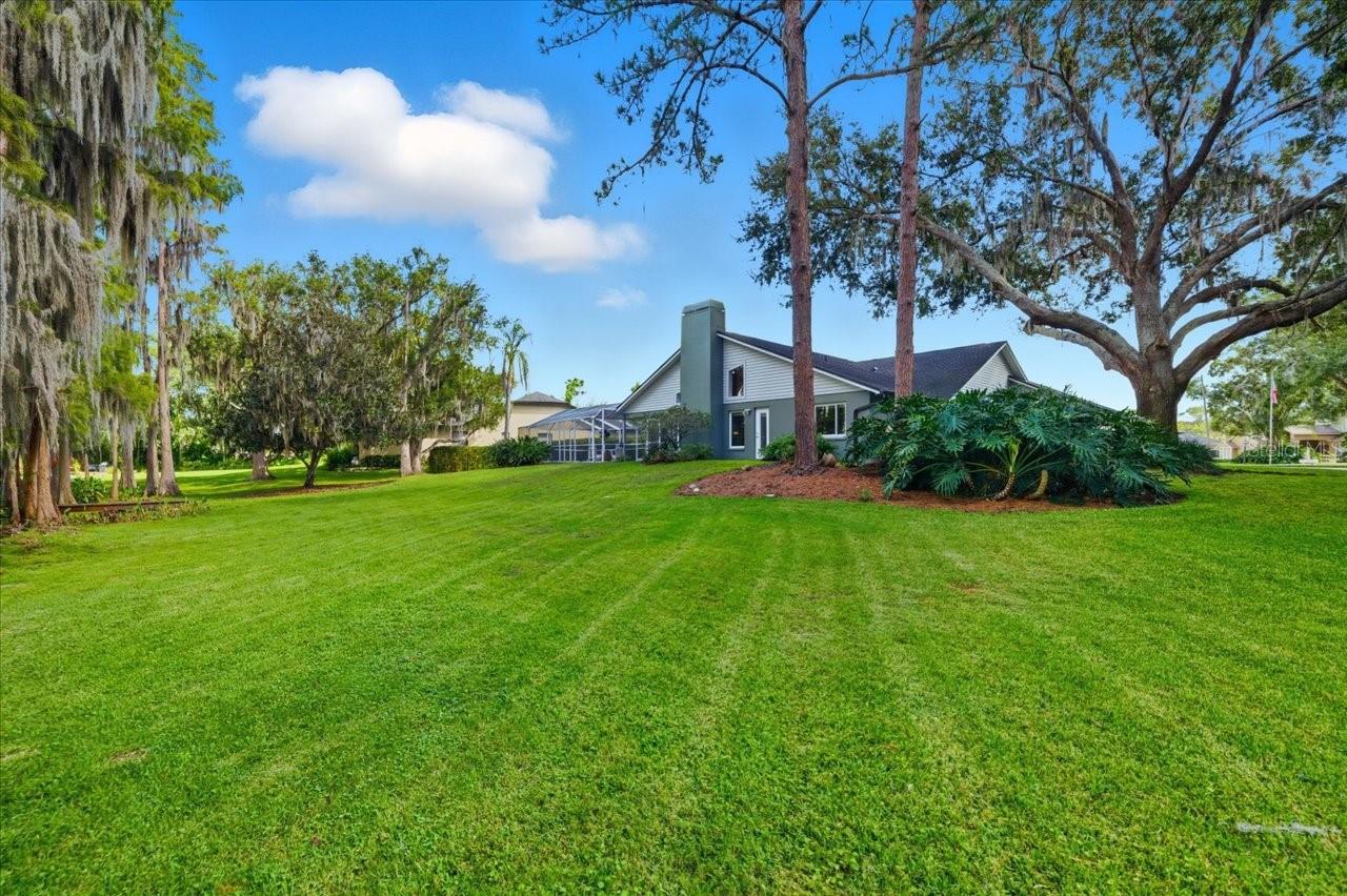 Image 56 of 61 For 302 Lake Kell Court