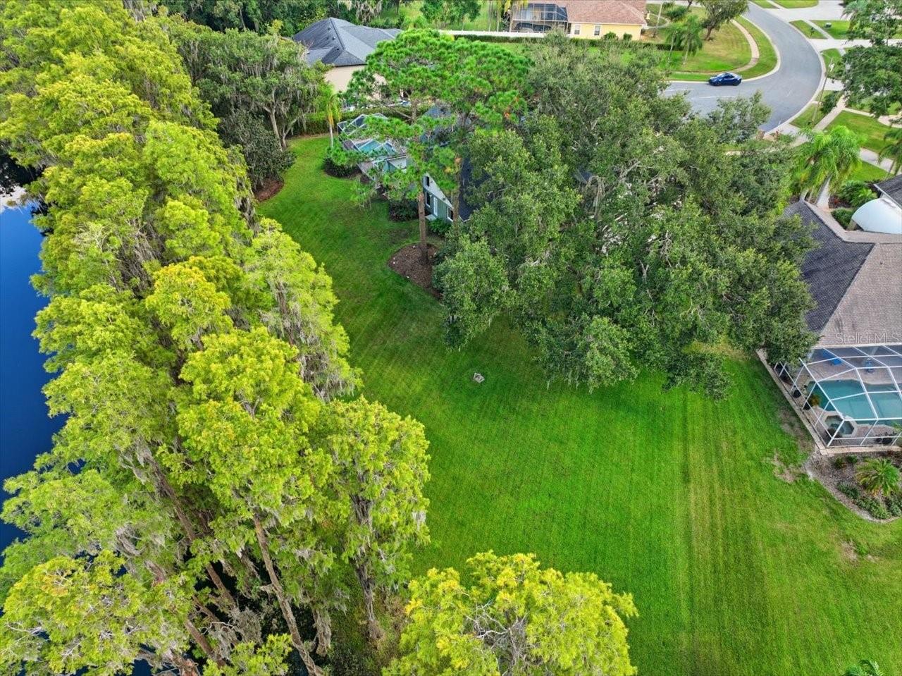 Image 59 of 61 For 302 Lake Kell Court