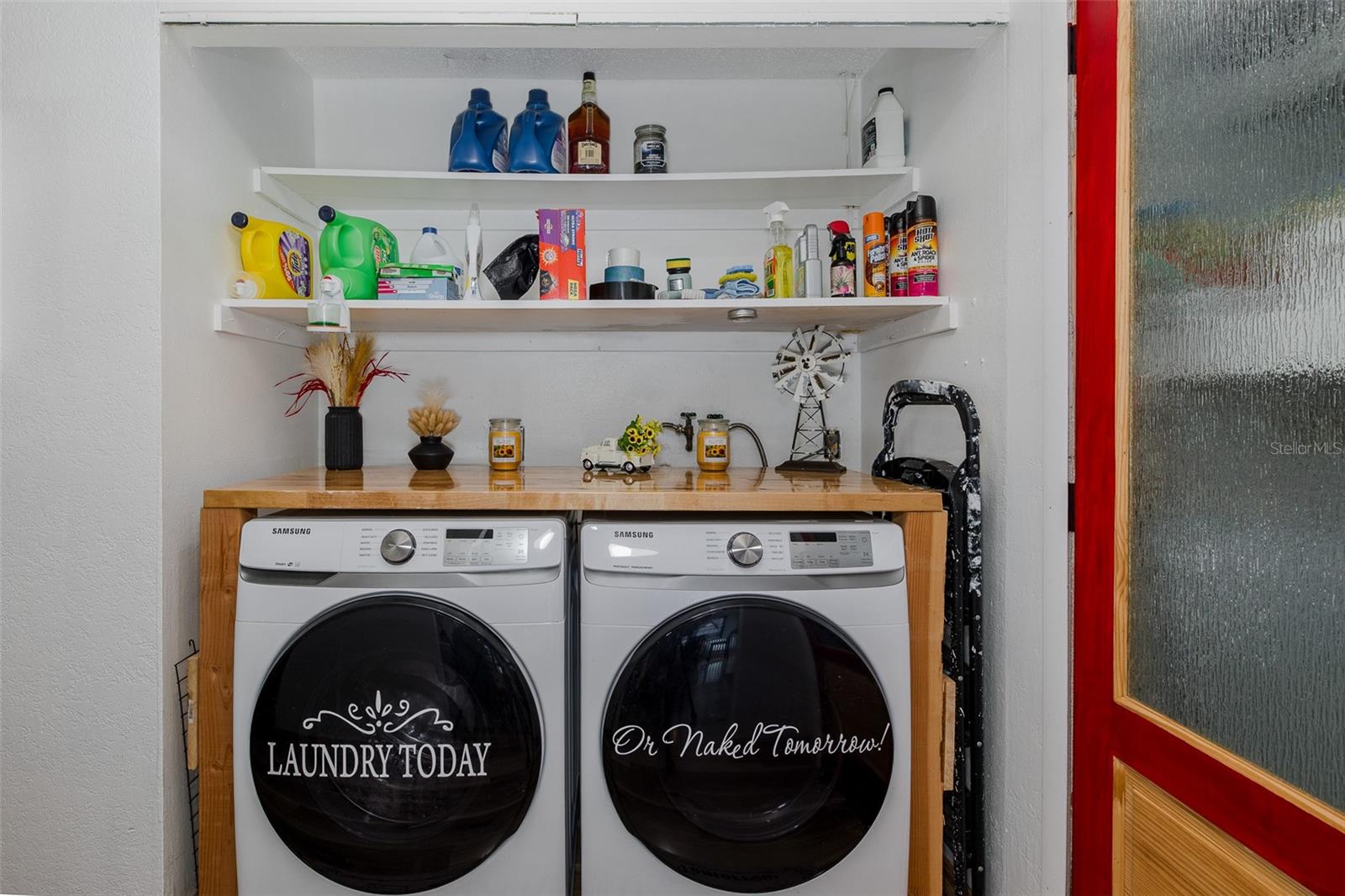 Image 16 of 55 For 5926 Grey Street