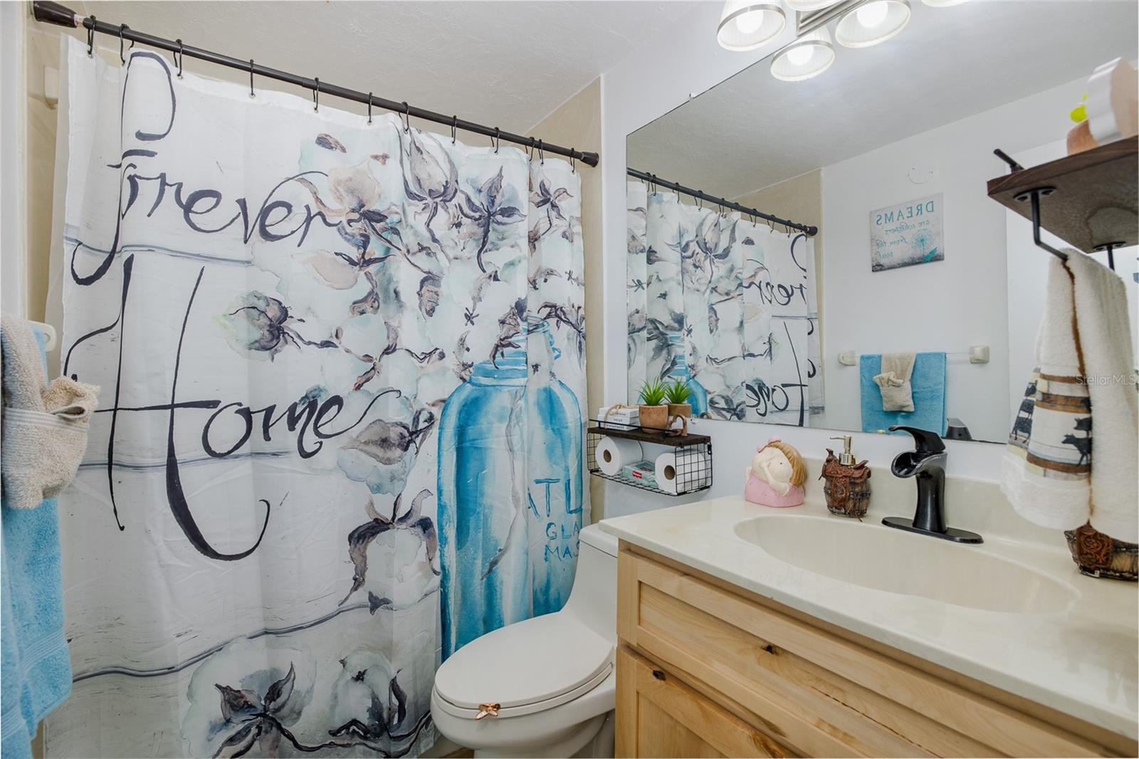 Image 33 of 55 For 5926 Grey Street