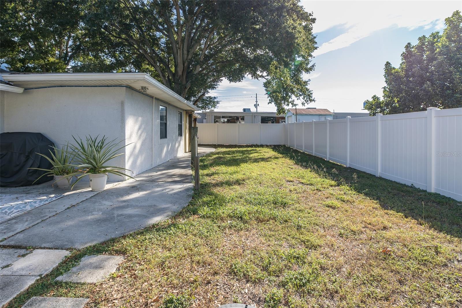 Image 38 of 55 For 5926 Grey Street