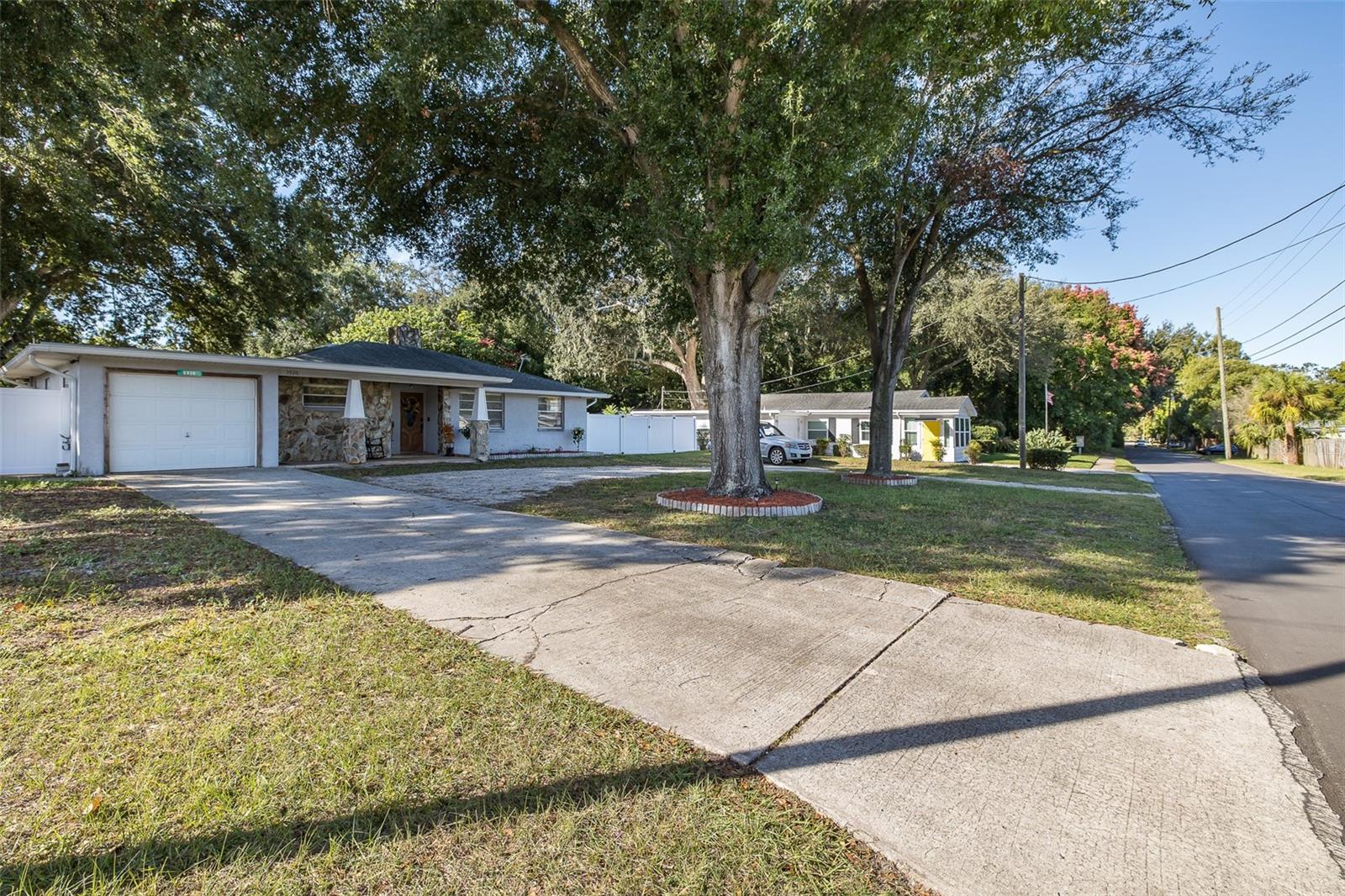 Image 49 of 55 For 5926 Grey Street