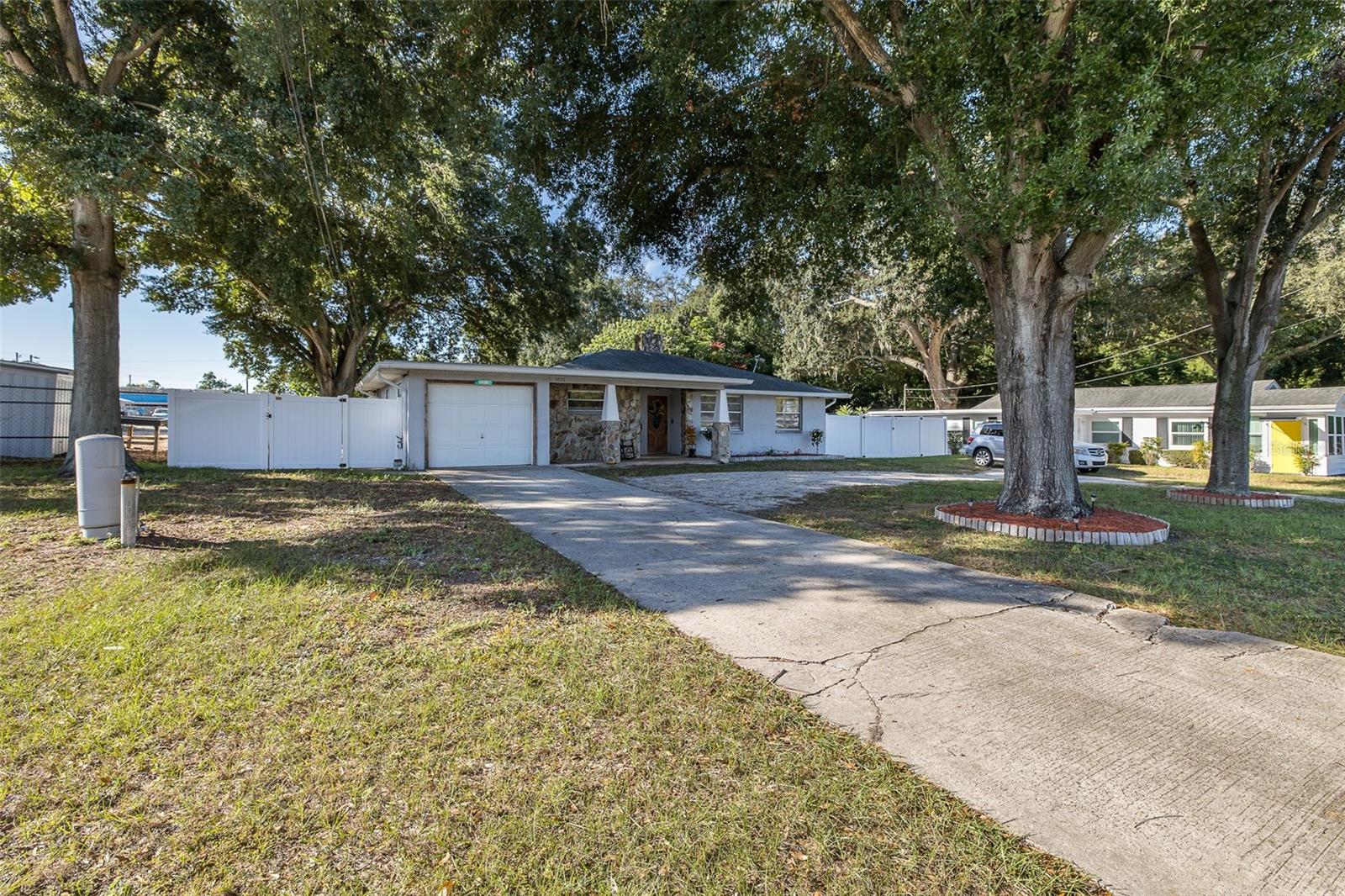 Image 6 of 55 For 5926 Grey Street