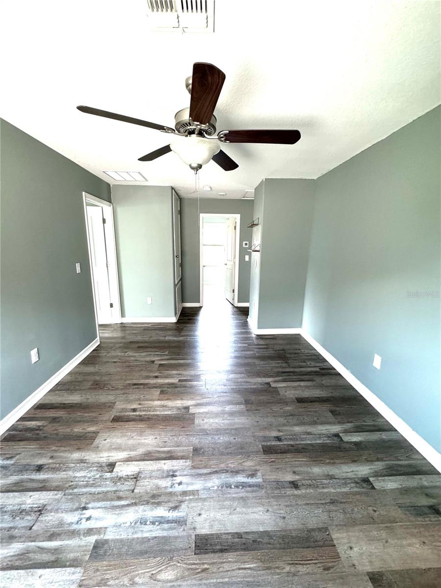 Image 14 of 39 For 4329 Globe Thistle Drive