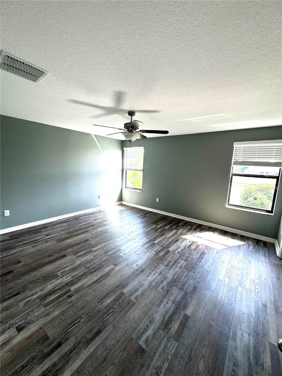 Image 17 of 39 For 4329 Globe Thistle Drive